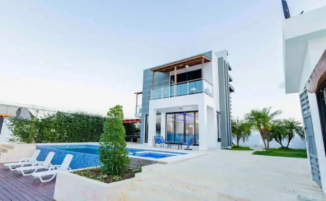 Villa Moderna Con Vistas Impresionantes Santiago De Los Caballeros